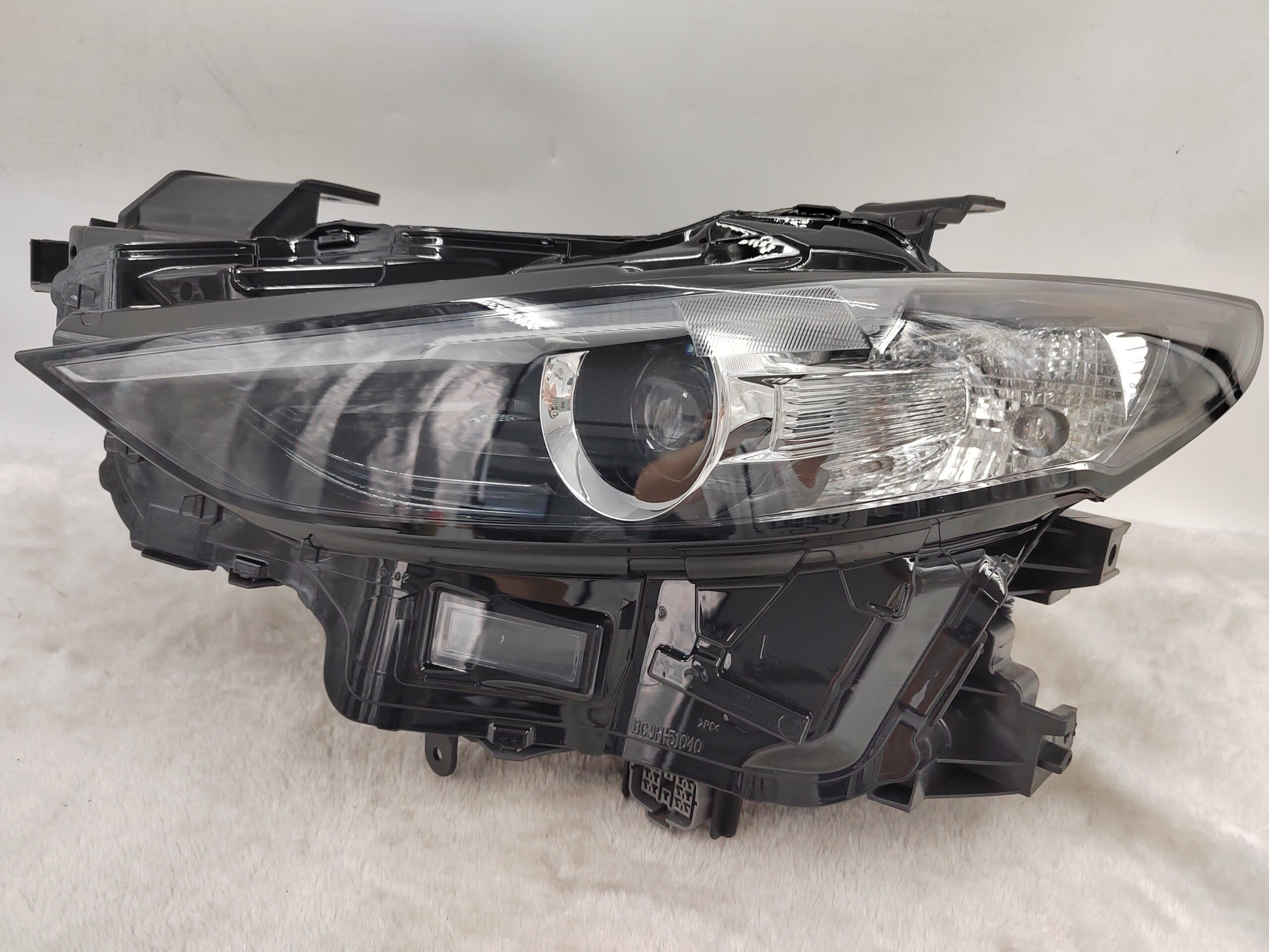 MAZDA 3 2019-2023 LED L.H.S HEADLIGHT ASSEMBLY