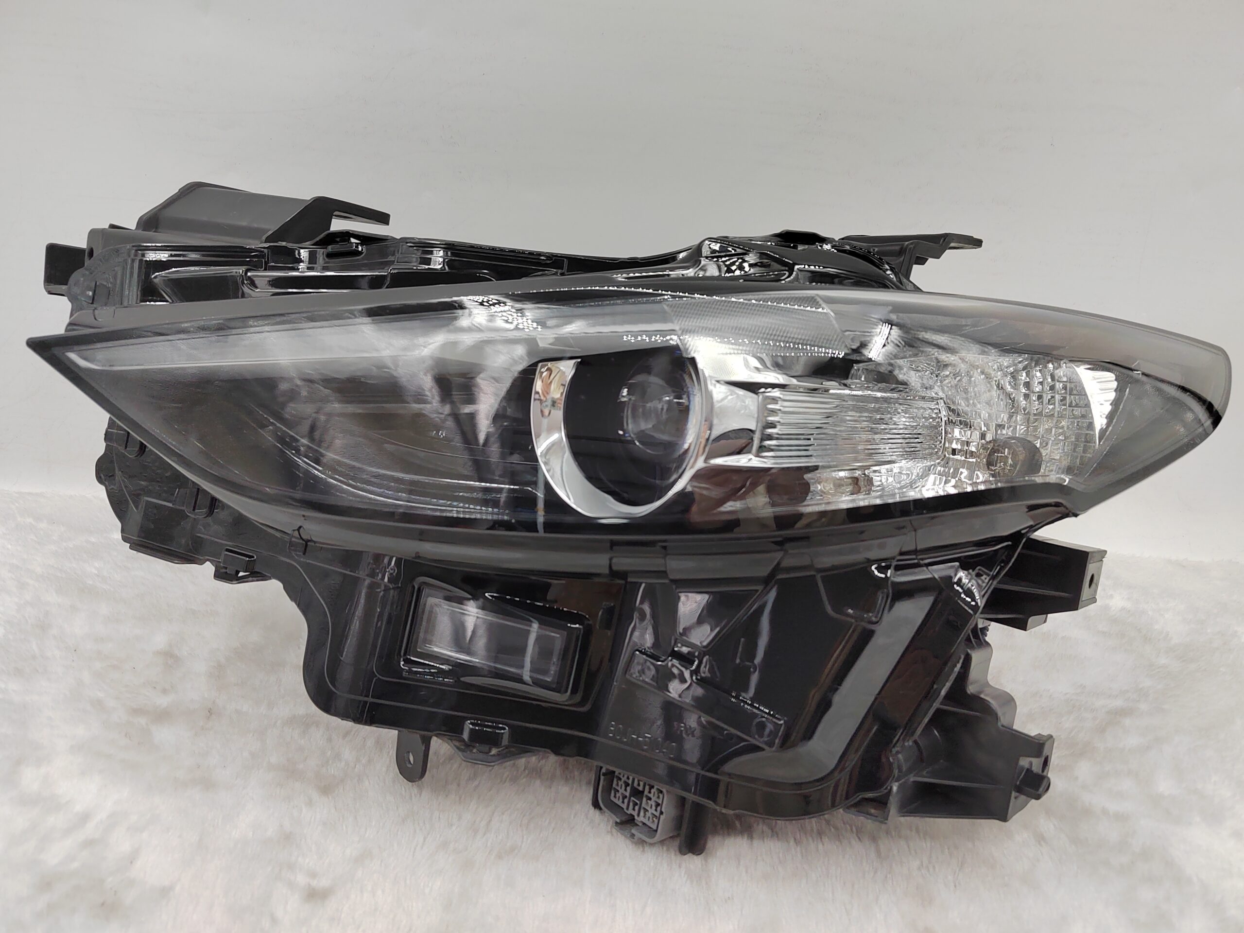 MAZDA 3 2019-2023 LED L.H.S HEADLIGHT ASSEMBLY