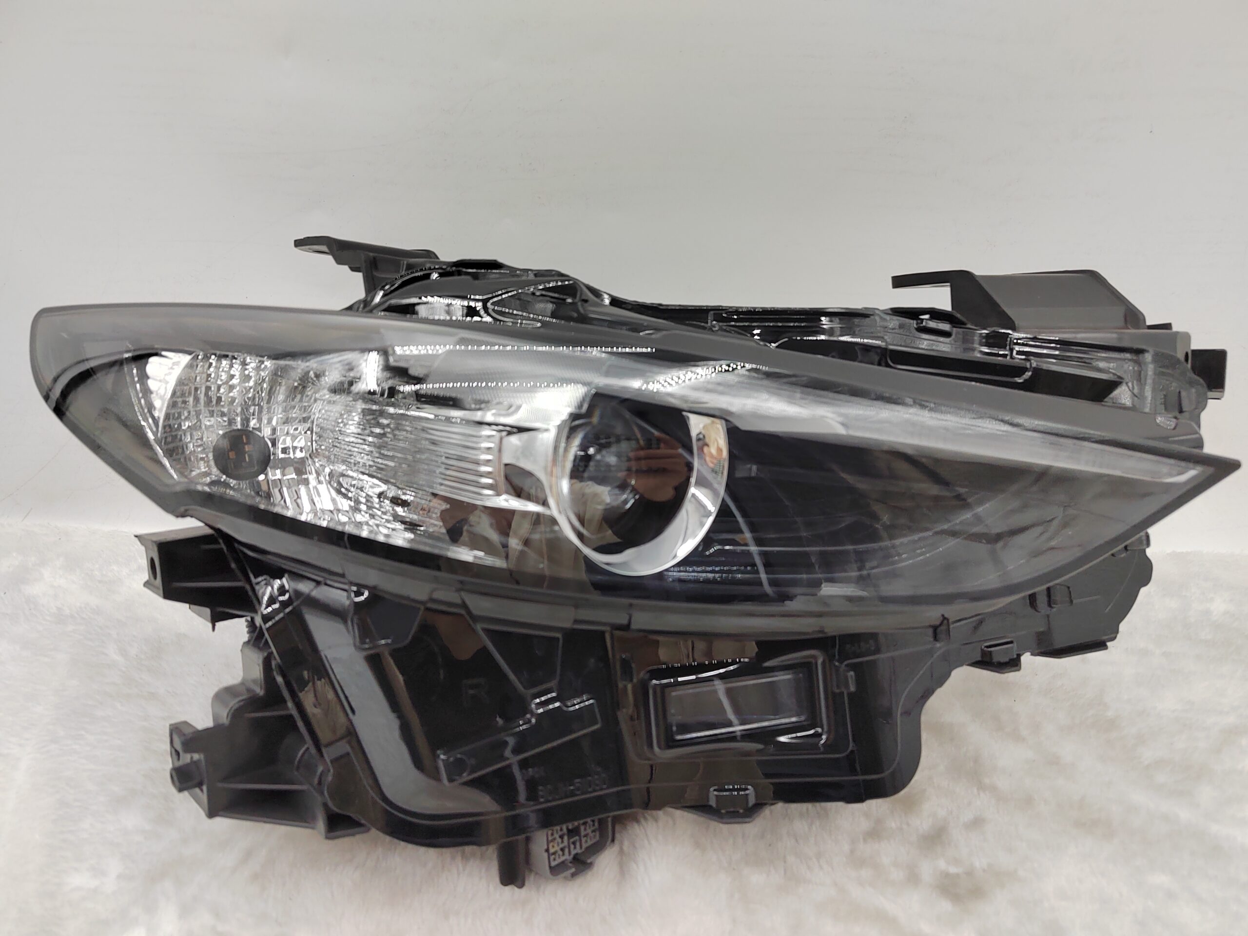 MAZDA 3 2019-2023 LED R.H.S HEADLIGHT ASSEMBLY