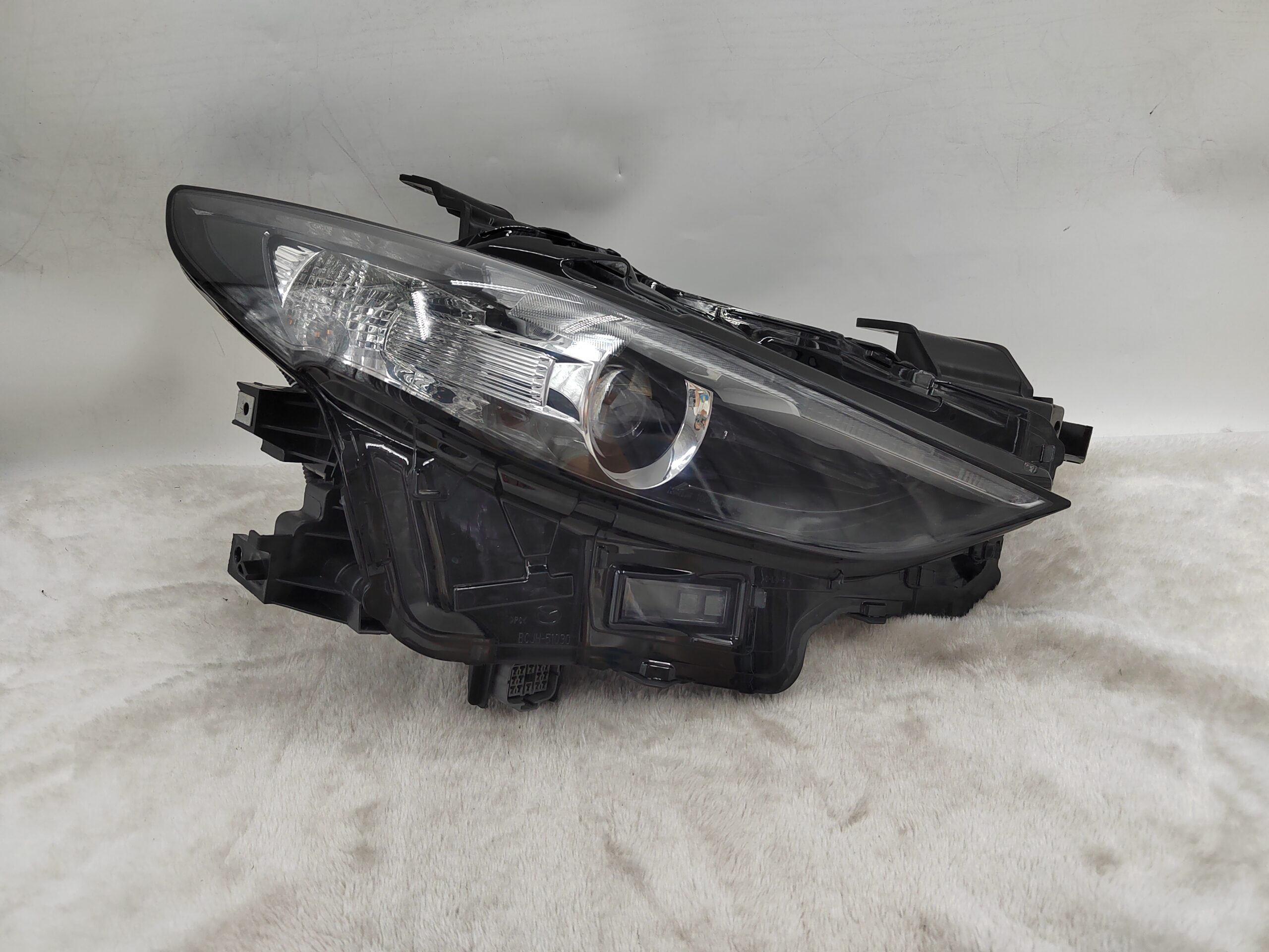 MAZDA 3 2019-2023 LED R.H.S HEADLIGHT ASSEMBLY