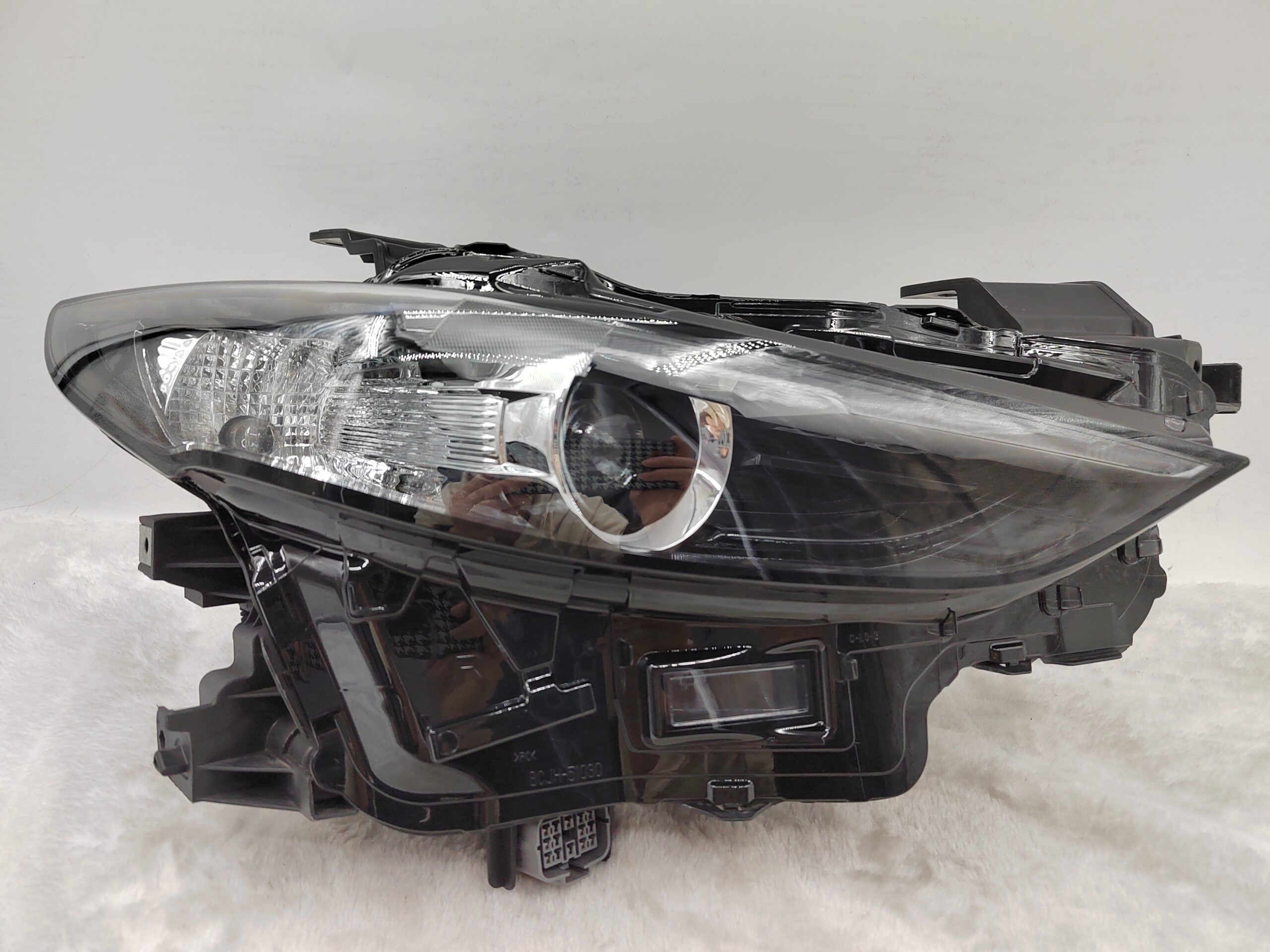 MAZDA 3 2019-2023 LED R.H.S HEADLIGHT ASSEMBLY