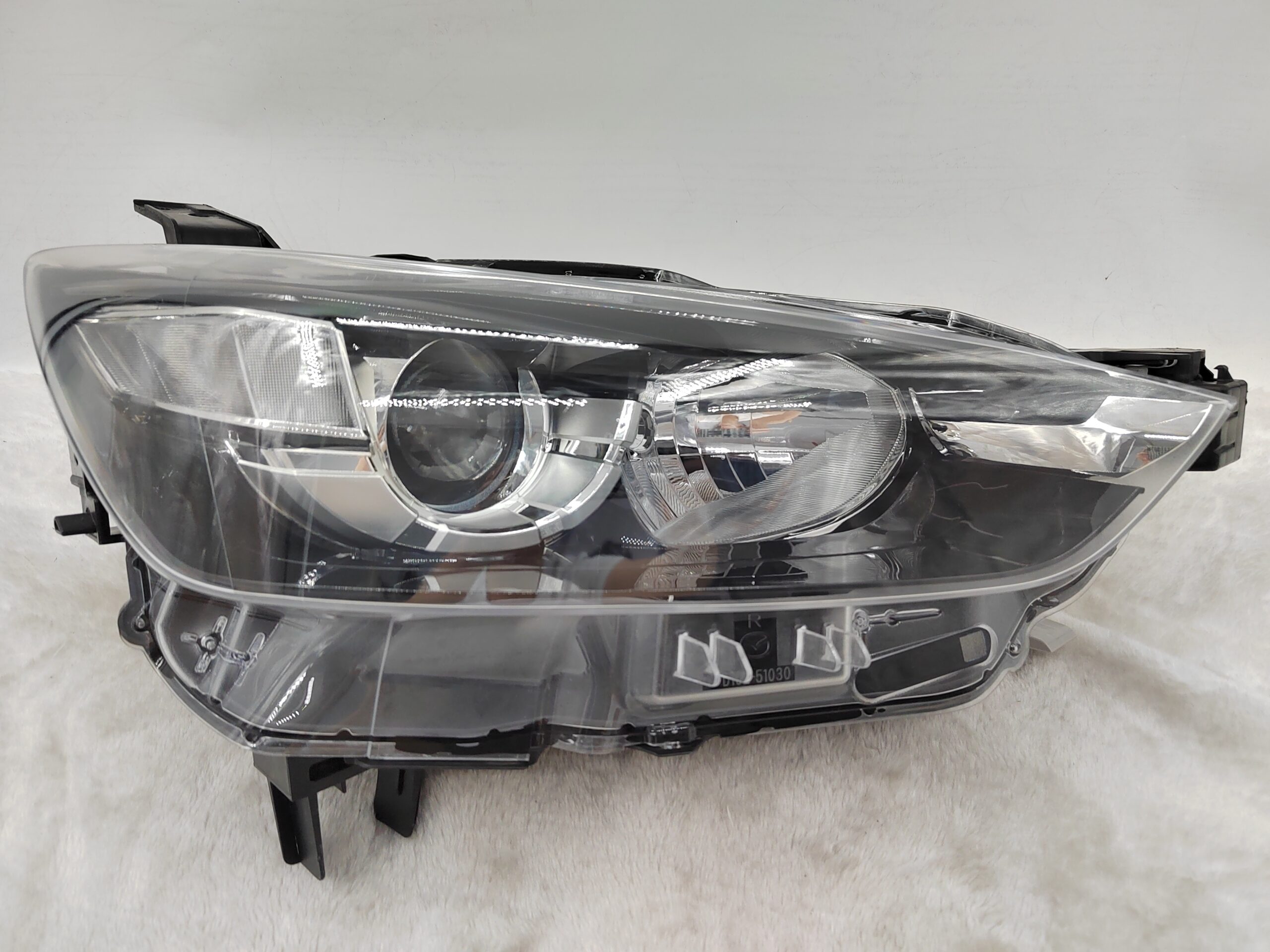 MAZDA CX-3 2016-2018 HALOGEN R.H.S HEADLIGHT ASSEMBLY