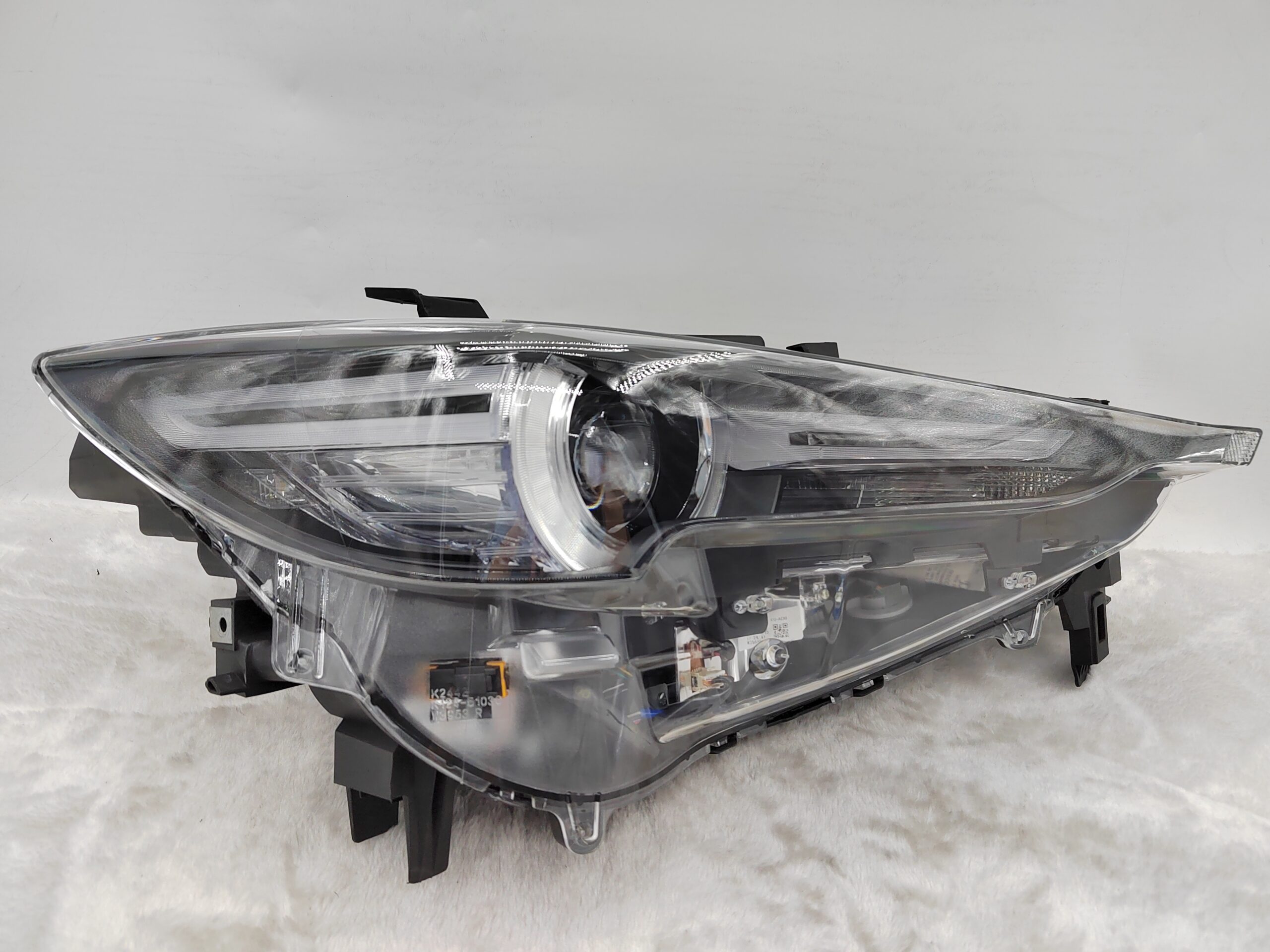 MAZDA CX-5 2017-2021 LED R.H.S HEADLIGHT ASSEMBLY