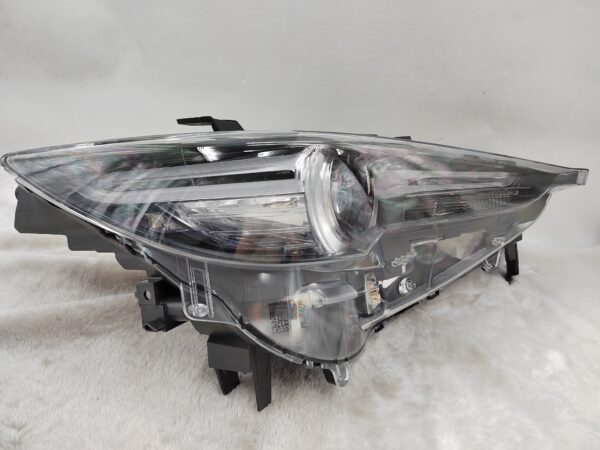 MAZDA CX-5 2017-2021 LED R.H.S HEADLIGHT ASSEMBLY