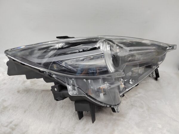 MAZDA CX-5 2017-2021 LED R.H.S HEADLIGHT ASSEMBLY