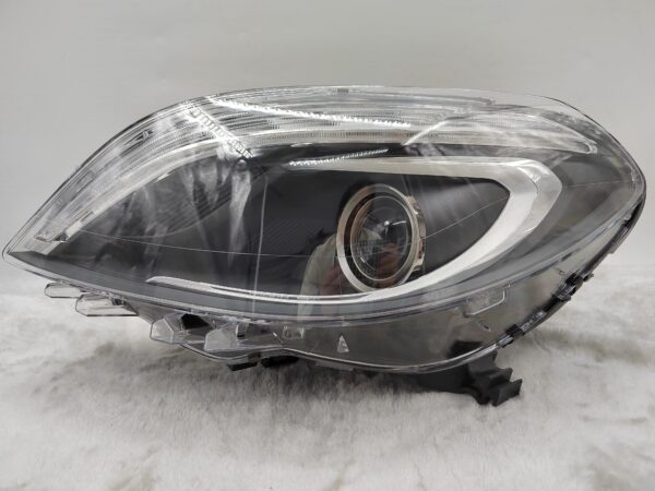 MERCEDES-BENZ B-CLASS W246 B200 2012-2016 XENON L.H.S HEADLIGHT ASSEMBLY