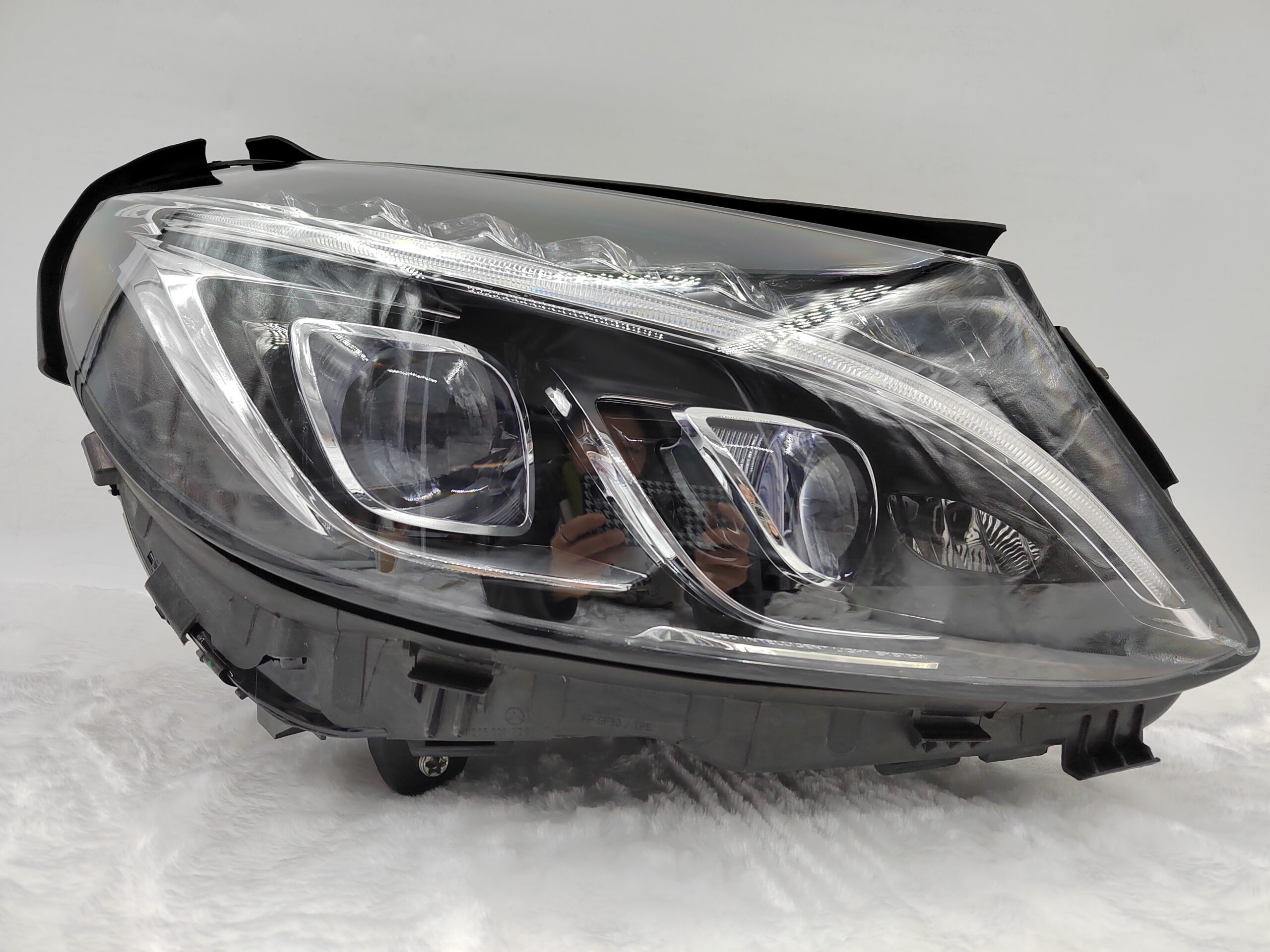 MERCEDES-BENZ C-CLASS W205 2014-2017 LED R.H.S HEADLIGHT ASSEMBLY