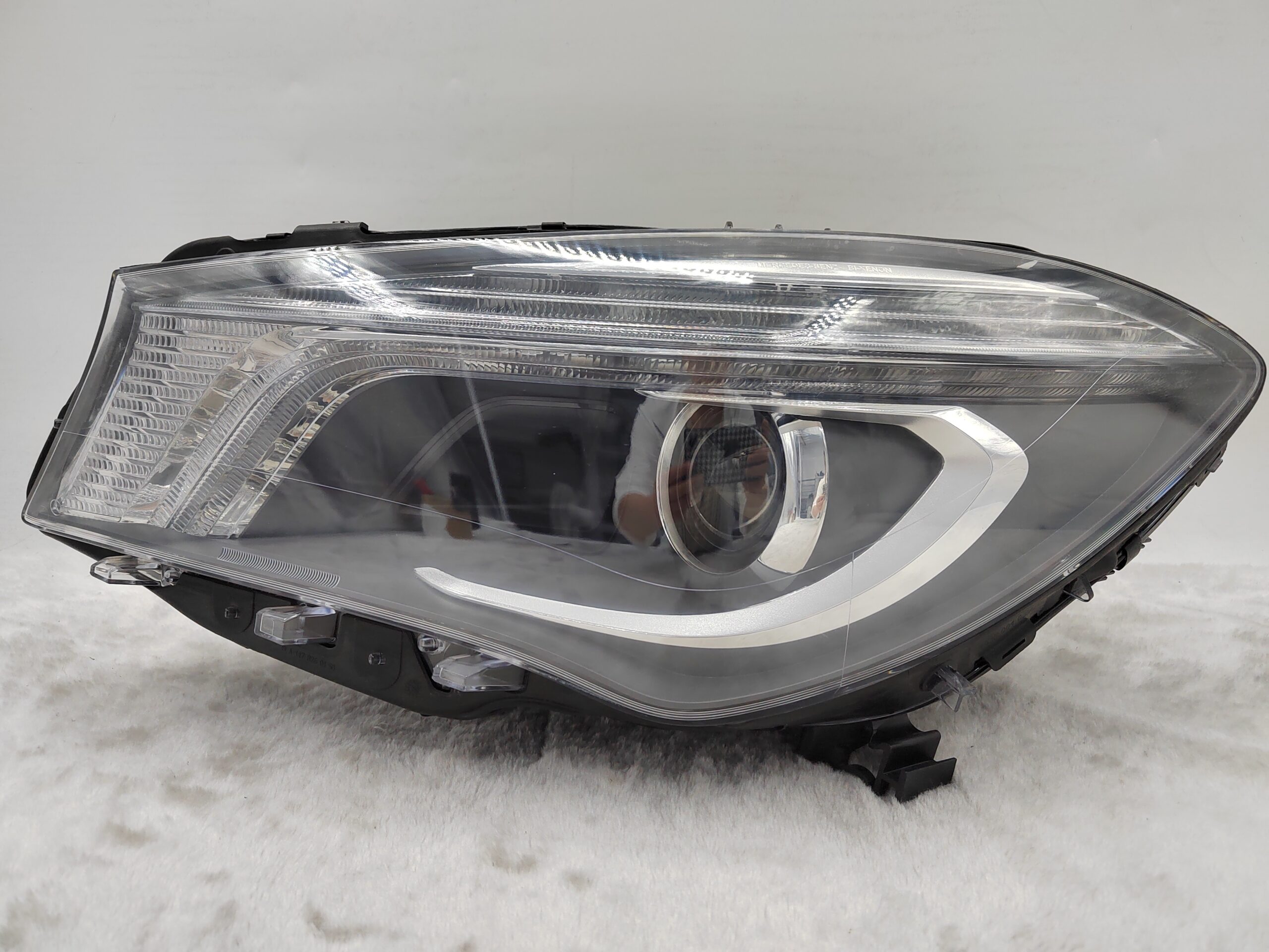 MERCEDES-BENZ CLA-CLASS W117 CLA250 2012-2015 XENON L.H.S HEADLIGHT ASSEMBLY