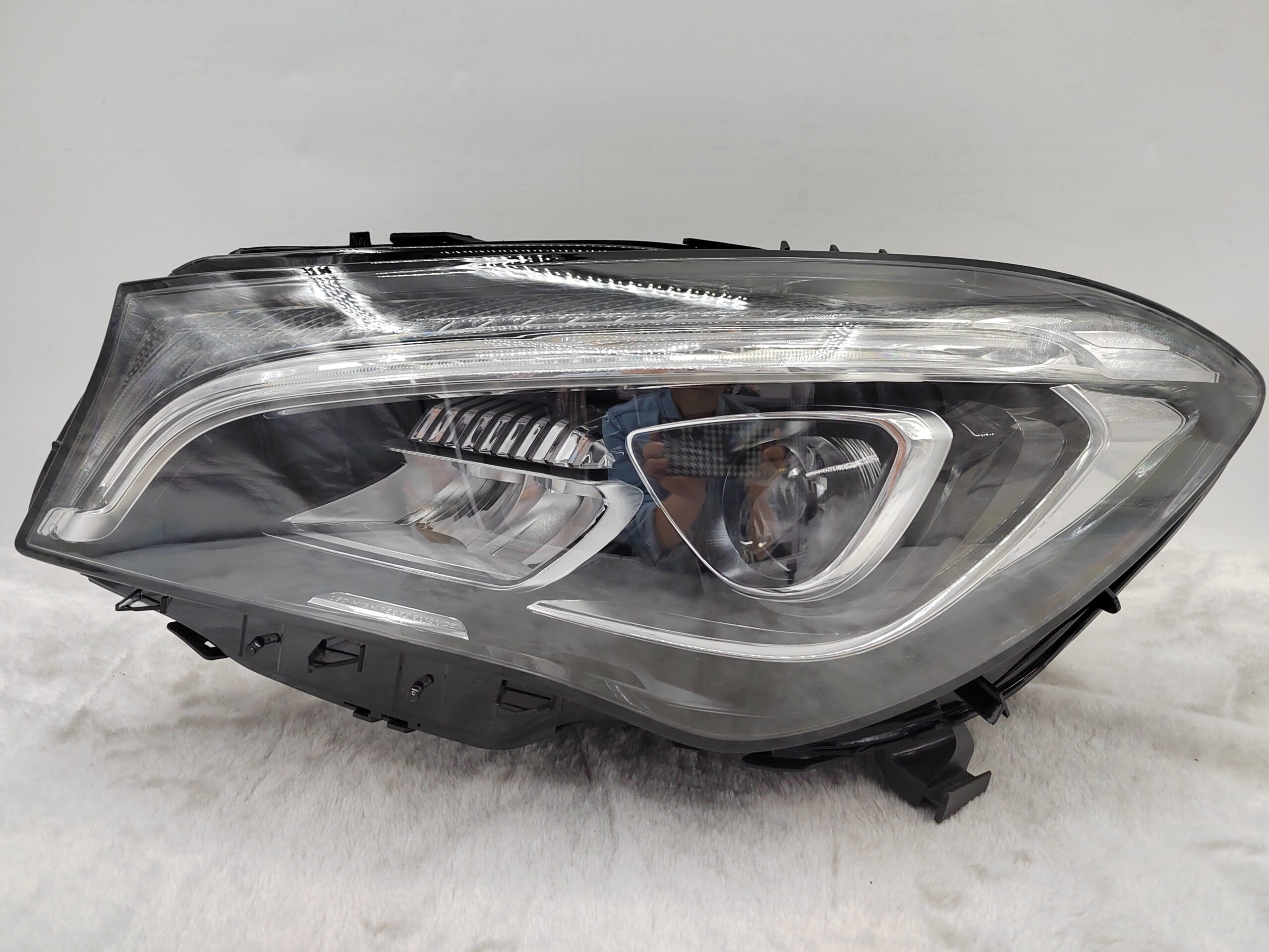 MERCEDES-BENZ CLA-CLASS W117 CLA250 2016-2019 LED L.H.S HEADLIGHT ASSEMBLY