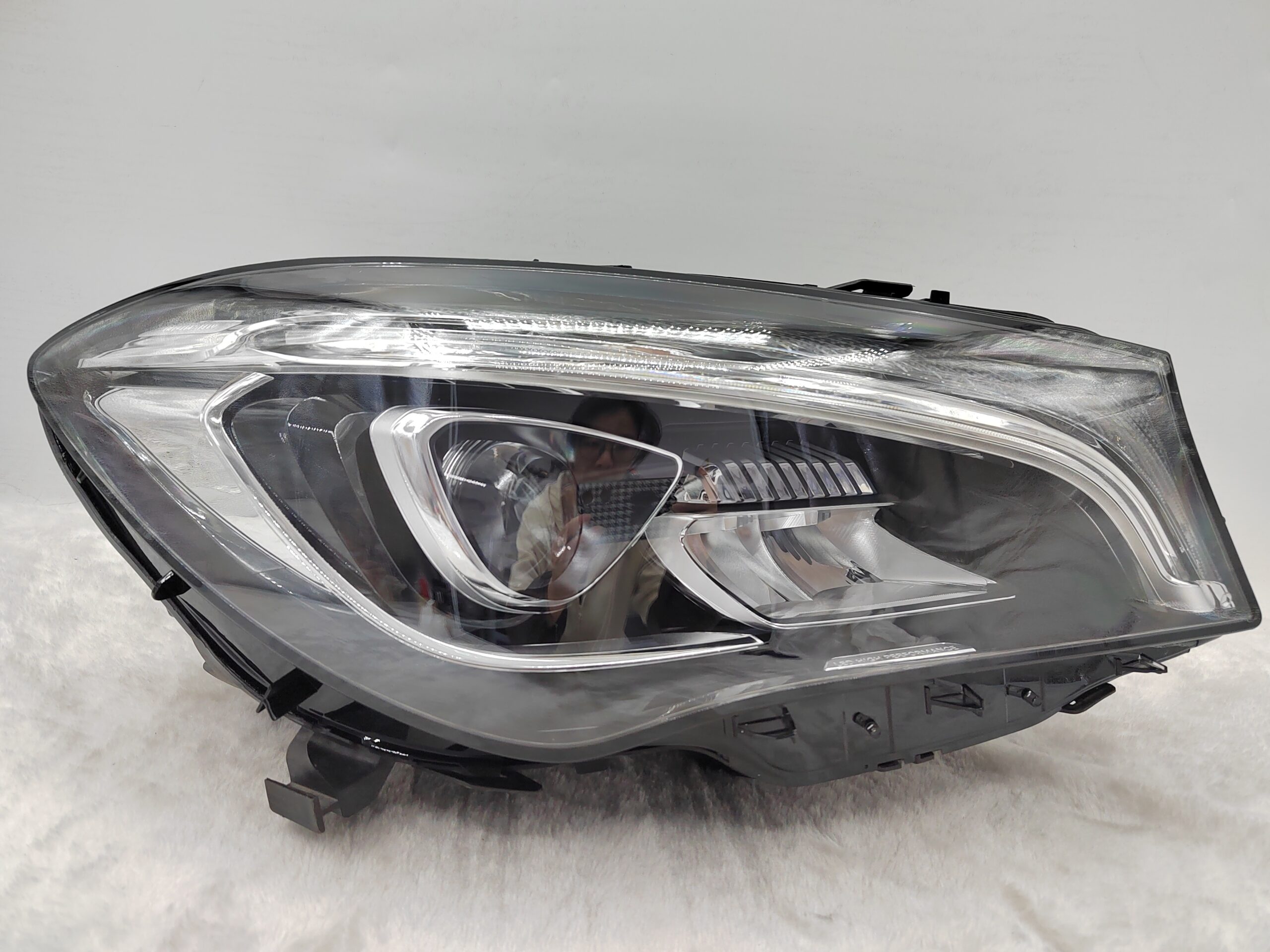 MERCEDES-BENZ CLA-CLASS W117 CLA250 2016-2019 LED R.H.S HEADLIGHT ASSEMBLY