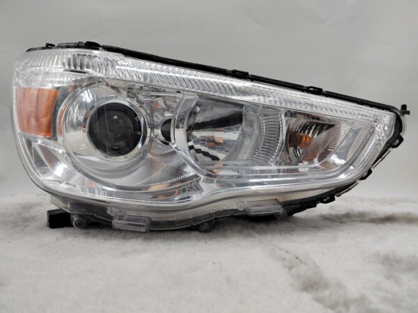 MITSUBISHI ASX 2010-2018 HALOGEN R.H.S HEADLIGHT ASSEMBLY