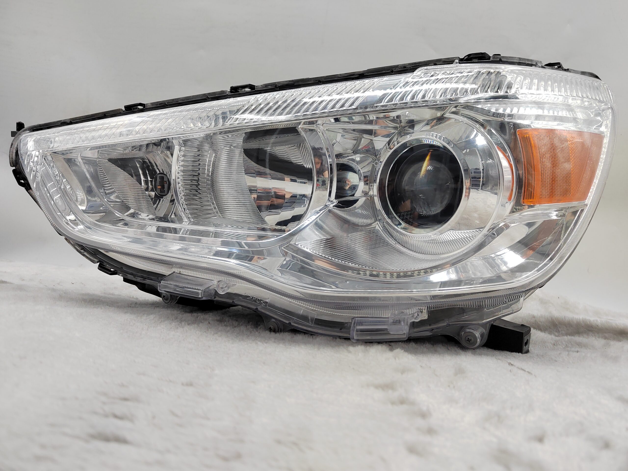 MITSUBISHI ASX 2010-2023 L.H.S HEADLIGHT ASSEMBLY