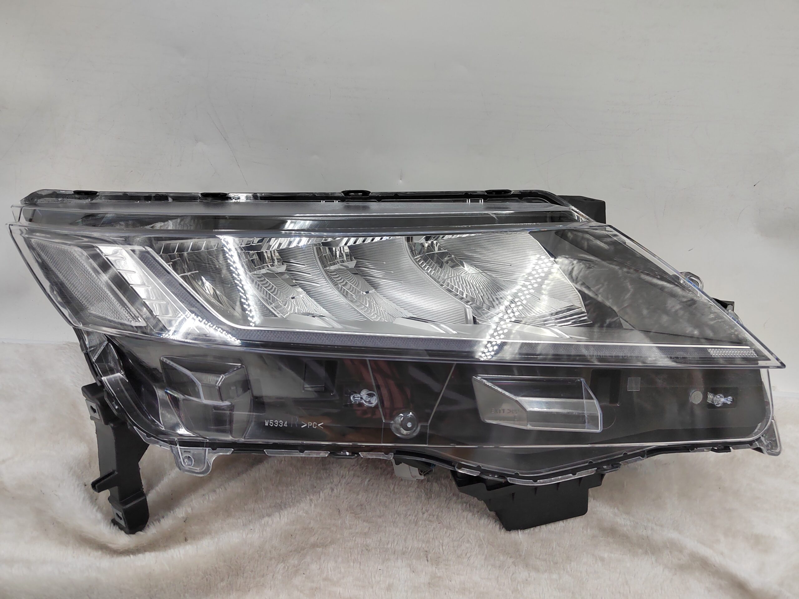 MITSUBISHI ASX 2019-2022 LED R.H.S HEADLIGHT ASSEMBLY