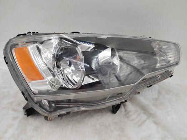 MITSUBISHI LANCER 2008-2018 HALOGEN R.H.S HEADLIGHT ASSEMBLY