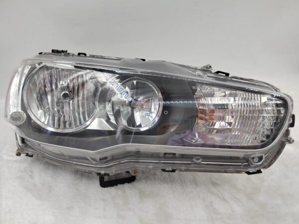 MITSUBISHI LANCER 2008-2018 HALOGEN R.H.S HEADLIGHT ASSEMBLY