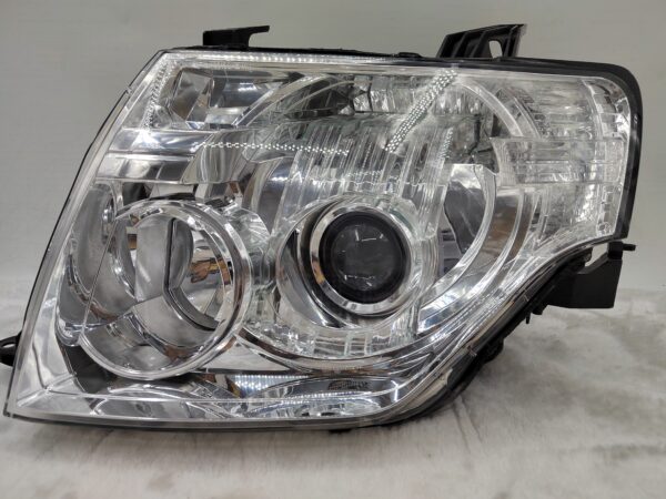 MITSUBISHI PAJERO 2007-2020 LENS XENON L.H.S HEADLIGHT ASSEMBLY