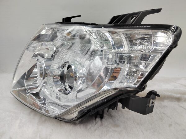 MITSUBISHI PAJERO 2007-2020 LENS XENON L.H.S HEADLIGHT ASSEMBLY