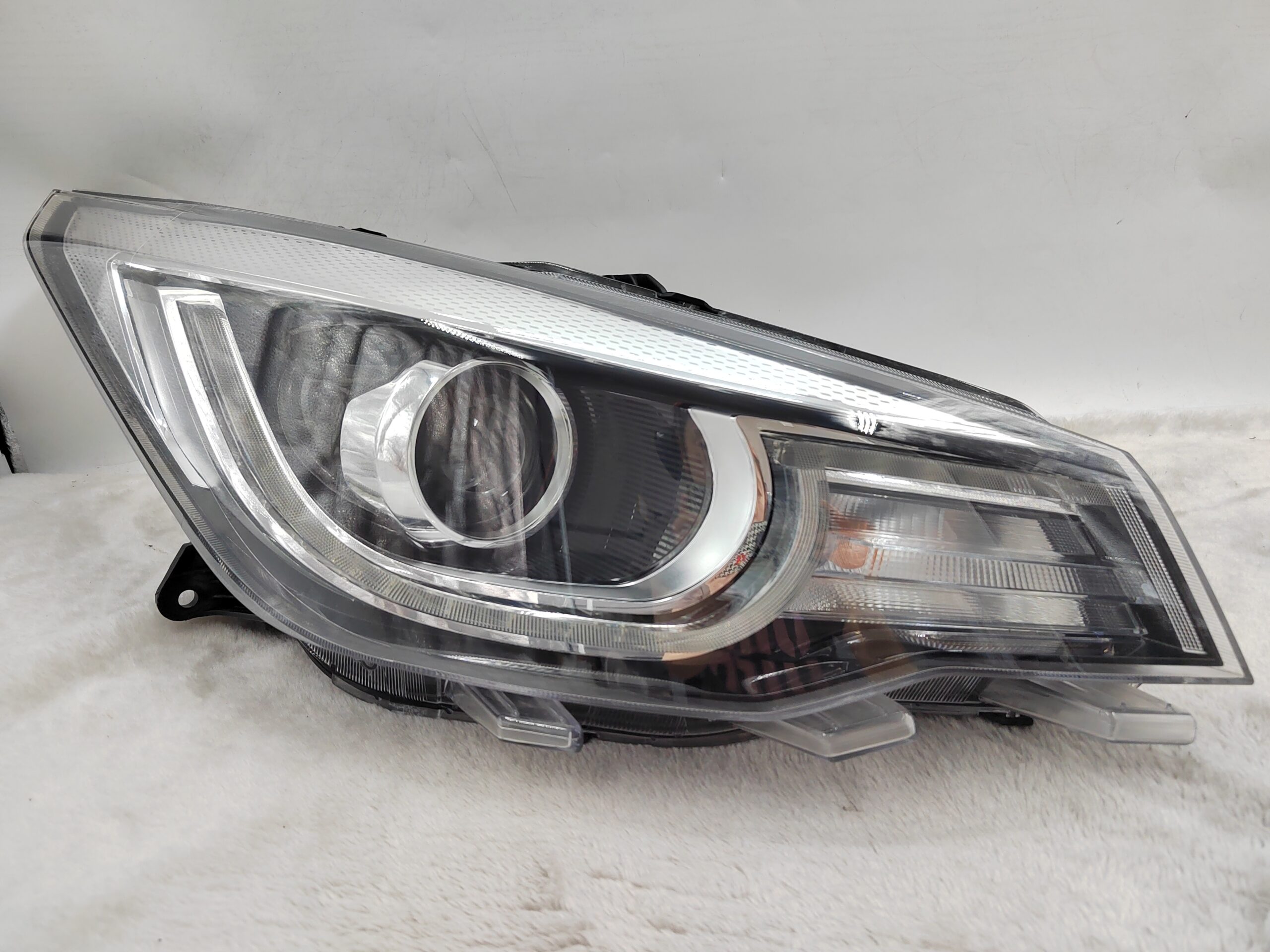 MG 3 2016-2020 HALOGEN R.H.S HEADLIGHT ASSEMBLY