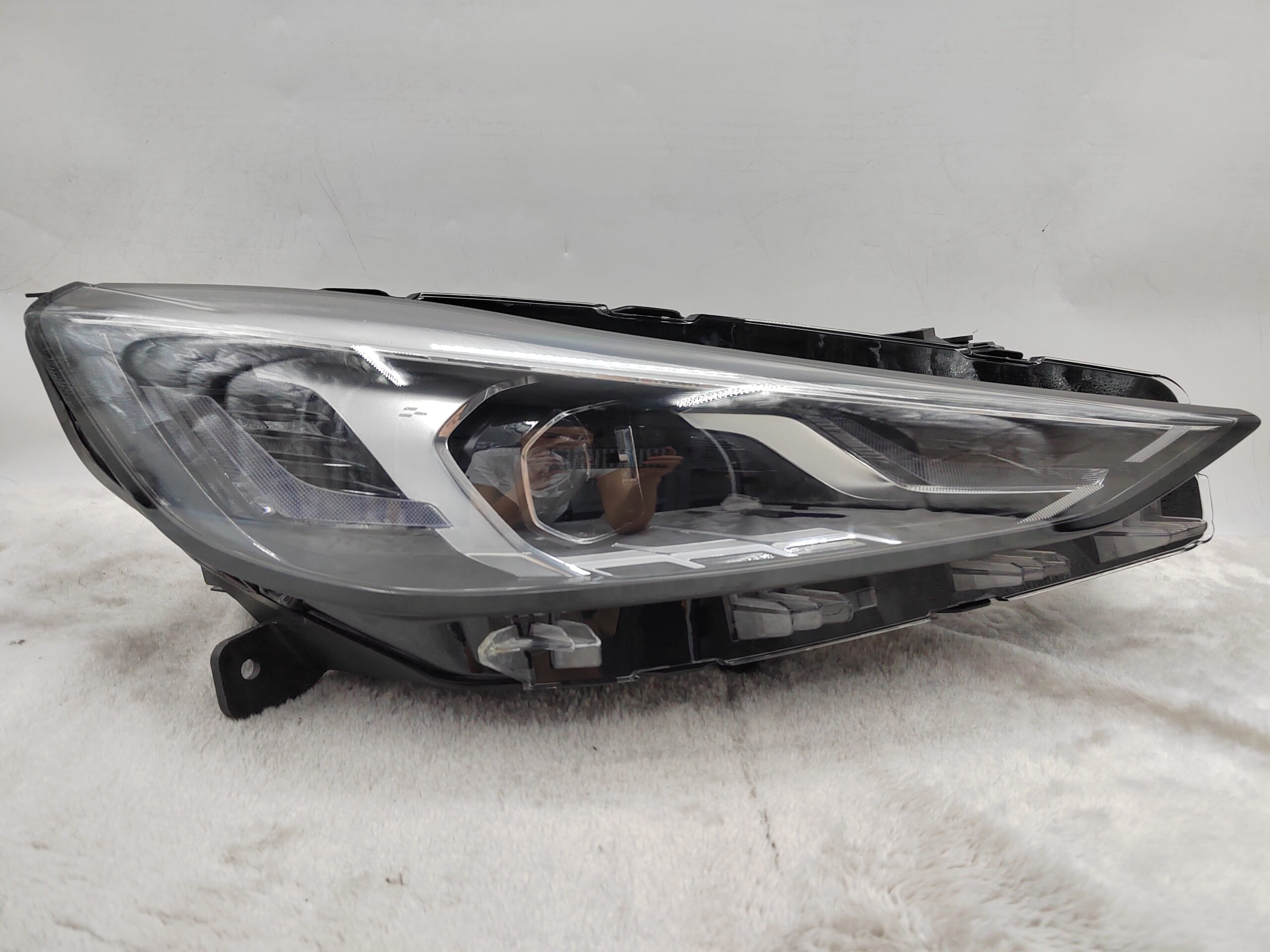 MG 5 2023-2024 LED R.H.S HEADLIGHT ASSEMBLY