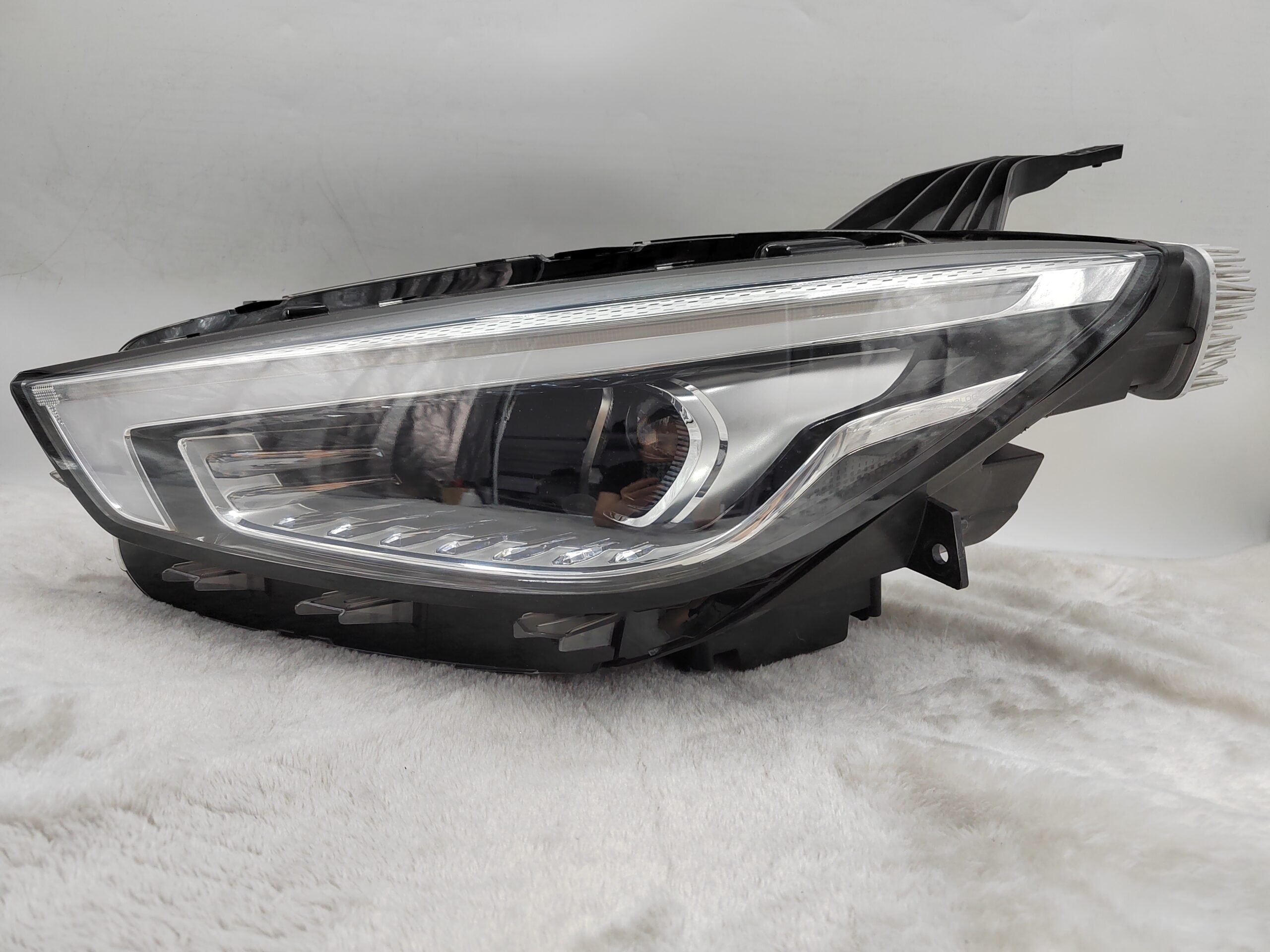 MG ZS 2021-2023 LED L.H.S HEADLIGHT ASSEMBLYY