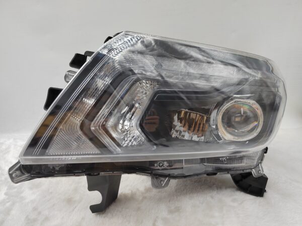 NISSAN NAVARA NP300 2015-2020 LED L.H.S HEADLIGHT ASSEMBLY