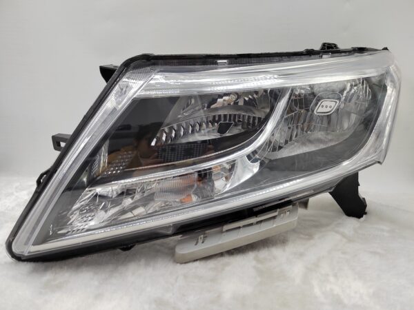 NISSAN PATHFINDER 2013-2016 HALOGEN L.H.S HEADLIGHT ASSEMBLY