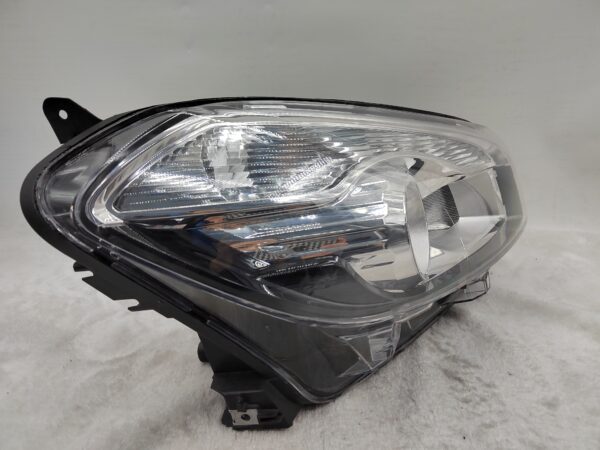 NISSAN QASHQAI/DUALIS 2010-2013 HALOGEN R.H.S HEADLIGHT ASSEMBLY