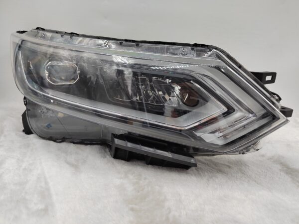 NISSAN QASHQAI J11 2017-2020 LED R.H.S HEADLIGHT ASSEMBLY