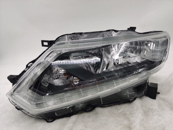 NISSAN X-TRAIL 2014-2016 HALOGEN L.H.S HEADLIGHT ASSEMBLY