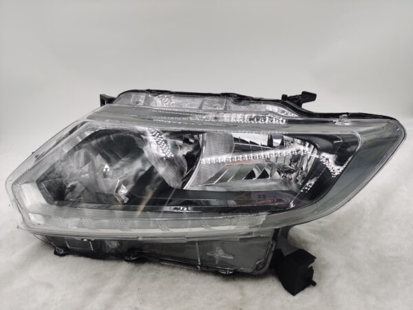 NISSAN X-TRAIL 2014-2016 HALOGEN L.H.S HEADLIGHT ASSEMBLY