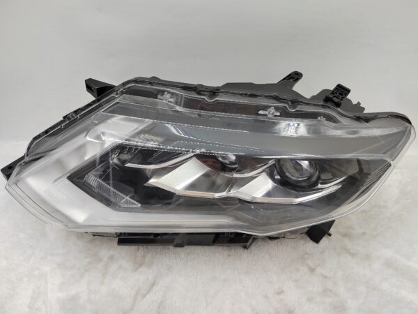 NISSAN X-TRAIL T32 2017-2019 LED L.H.S HEADLIGHT ASSEMBLY