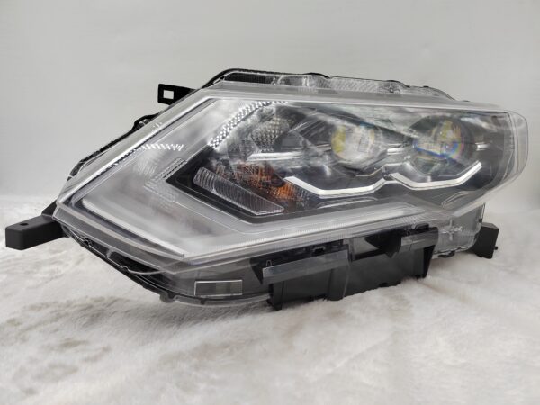 NISSAN X-TRAIL T32 2017-2019 LED L.H.S HEADLIGHT ASSEMBLY