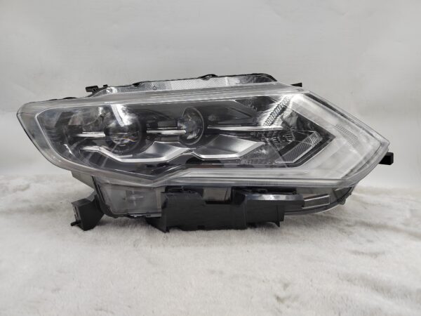 NISSAN X-TRAIL T32 2017-2019 LED R.H.S HEADLIGHT ASSEMBLY