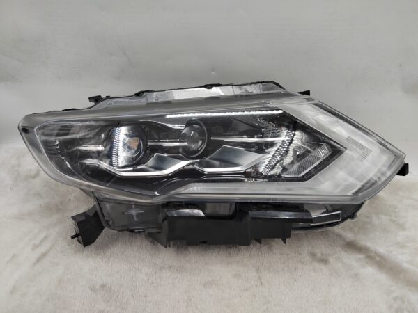 NISSAN X-TRAIL T32 2017-2019 LED R.H.S HEADLIGHT ASSEMBLY