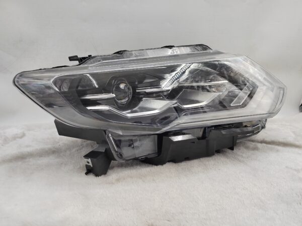 NISSAN X-TRAIL T32 2017-2019 LED R.H.S HEADLIGHT ASSEMBLY