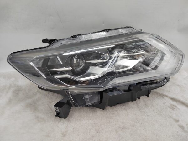 NISSAN X-TRAIL T32 2017-2019 LED R.H.S HEADLIGHT ASSEMBLY