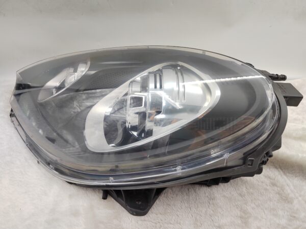 PORSCHE MACAN 2014-2018 XENON L.H.S HEADLIGHT ASSEMBLY