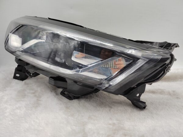 RENAULT KOLEOS 2016-2020 HALOGEN L.H.S HEADLIGHT ASSEMBLY