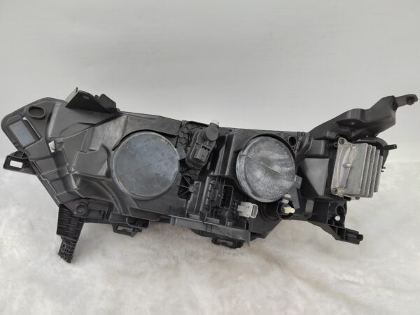 RENAULT KOLEOS 2016-2020 HALOGEN R.H.S HEADLIGHT ASSEMBLY