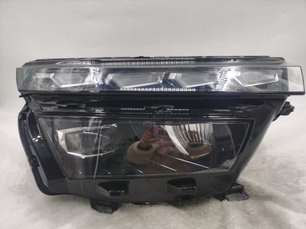 SKODA KAMIQ 2019-2022 LENS LED R.H.S HEADLIGHT ASSEMBLY