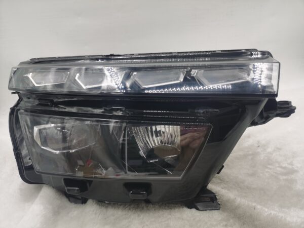 SKODA KAMIQ 2019-2022 LENS LED R.H.S HEADLIGHT ASSEMBLY