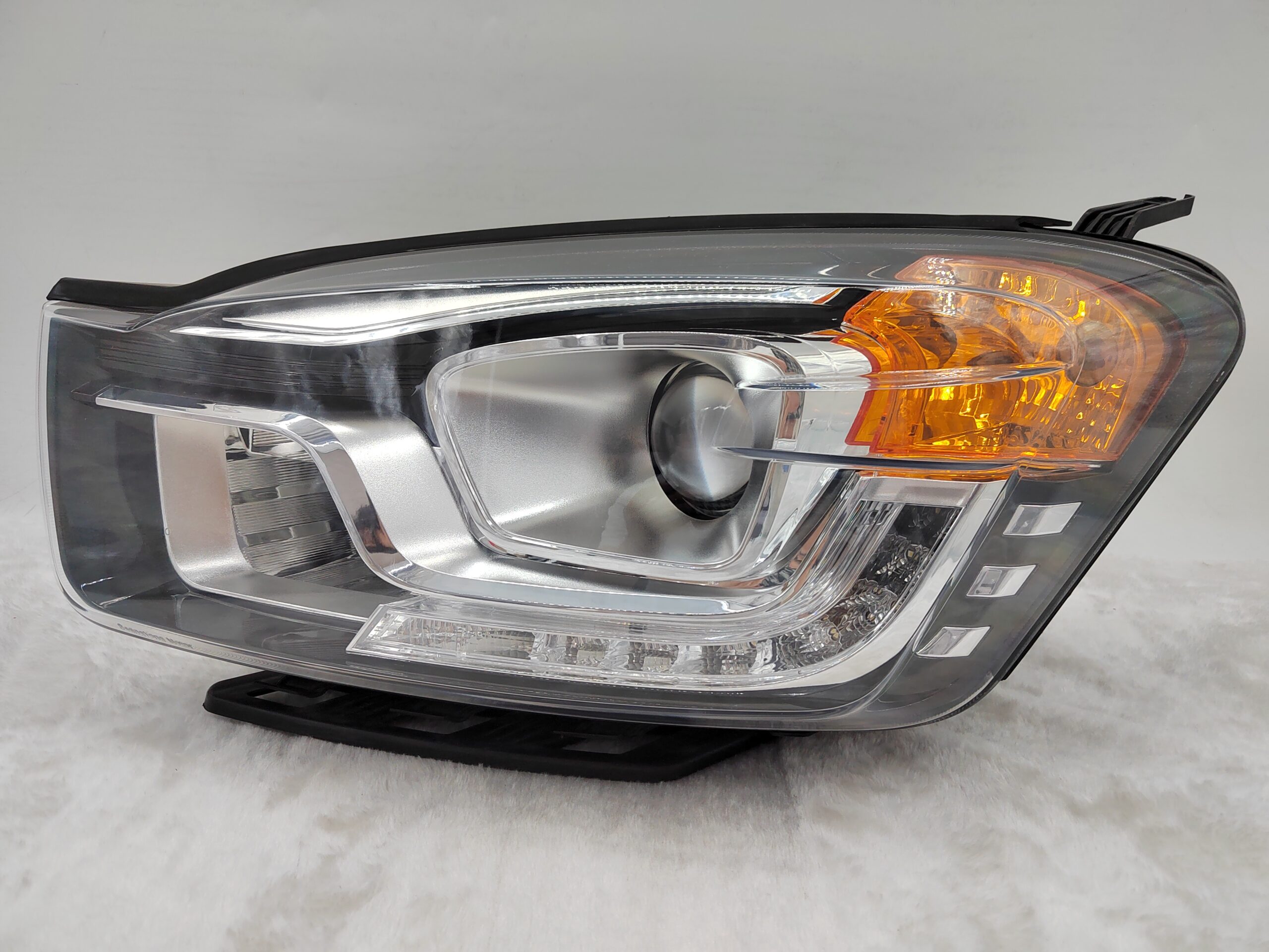 SSANGYONG KORANDO C 2014-2019 HALOGEN L.H.S HEADLIGHT ASSEMBLY