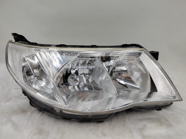 SUBARU FORESTER 2009-2012 HALOGEN R.H.S HEADLIGHT ASSEMBLY