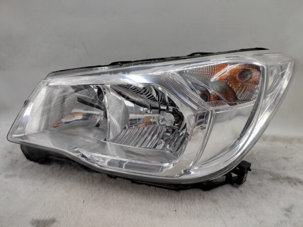 SUBARU FORESTER 2013-2015 HALOGEN L.H.S HEADLIGHT ASSEMBLY