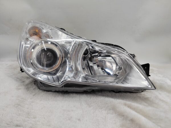 SUBARU LIBERTY OUTBACK 2010-2012 XENON R.H.S HEADLIGHT ASSEMBLY