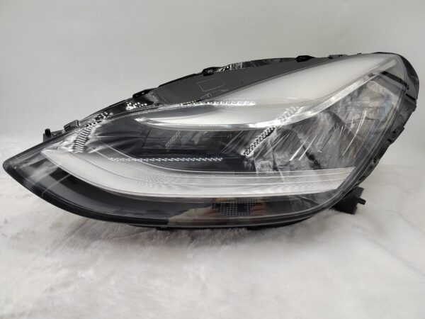 TESLA MODEL 3 2017-2019 LED L.H.S HEADLIGHT ASSEMBLY