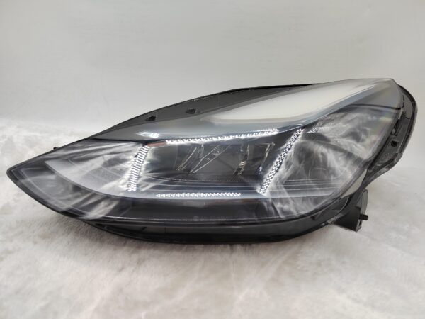 TESLA MODEL 3 2020-2022 LED L.H.S HEADLIGHT ASSEMBLY