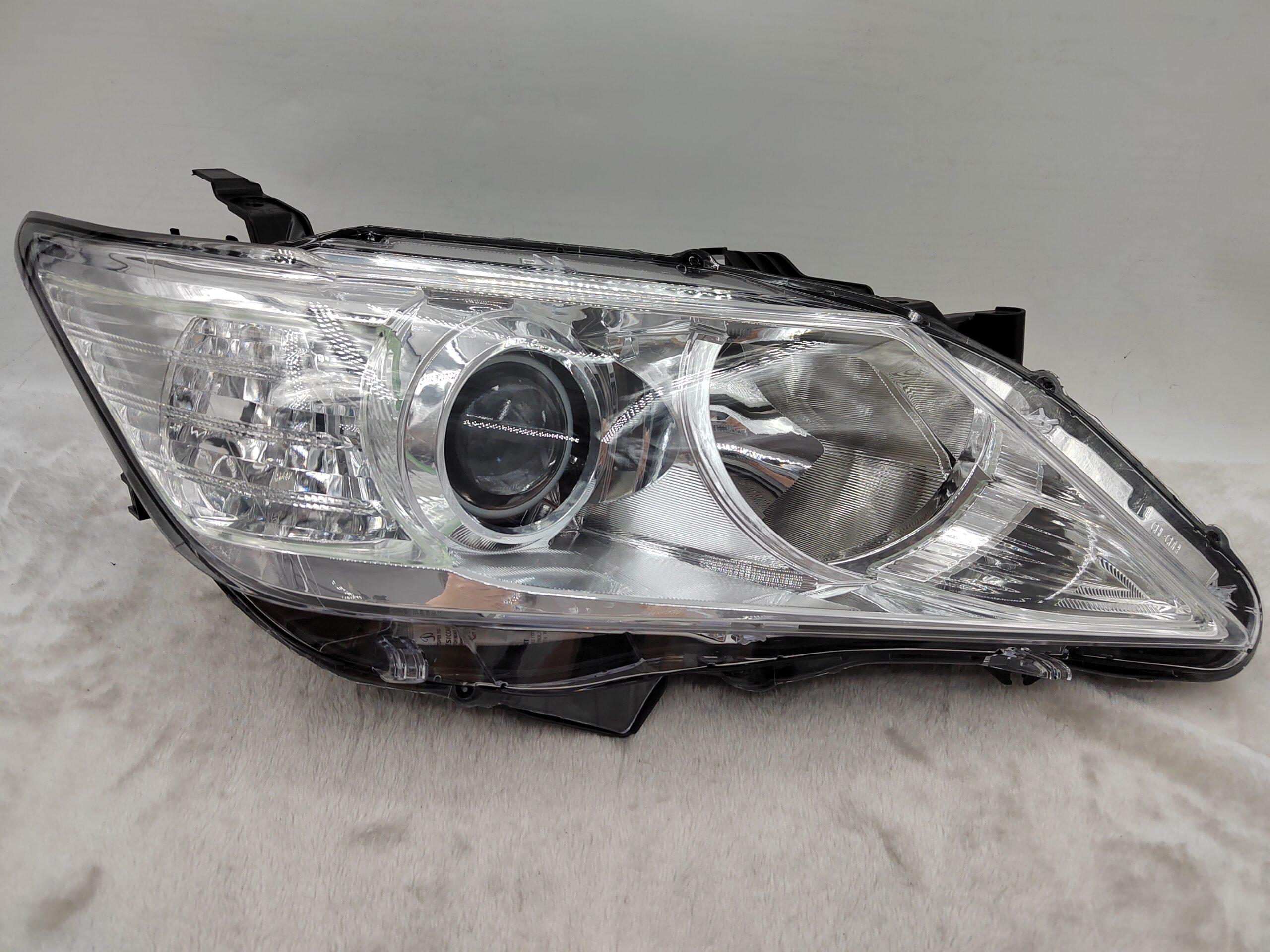 TOYOTA CAMRY ACV41L 2012-2014 HALOGEN R.H.S HEADLIGHT ASSEMBLY