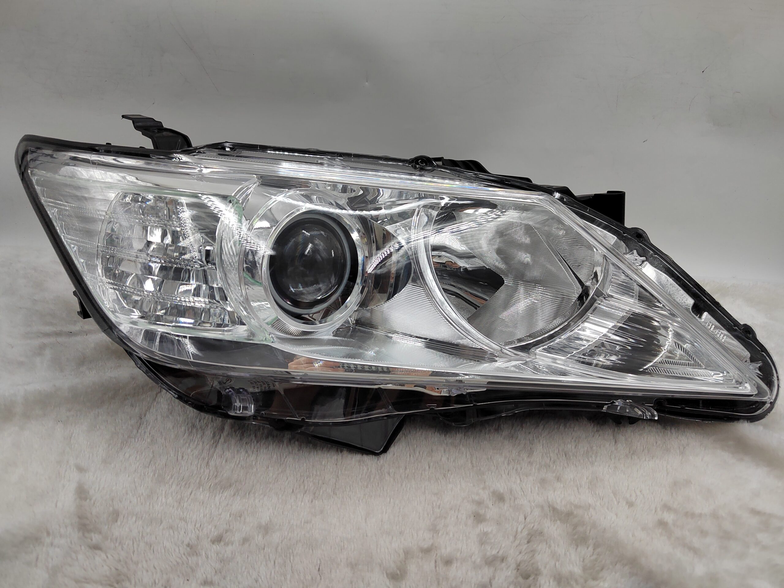 TOYOTA CAMRY ACV41L 2012-2014 HALOGEN R.H.S HEADLIGHT ASSEMBLY