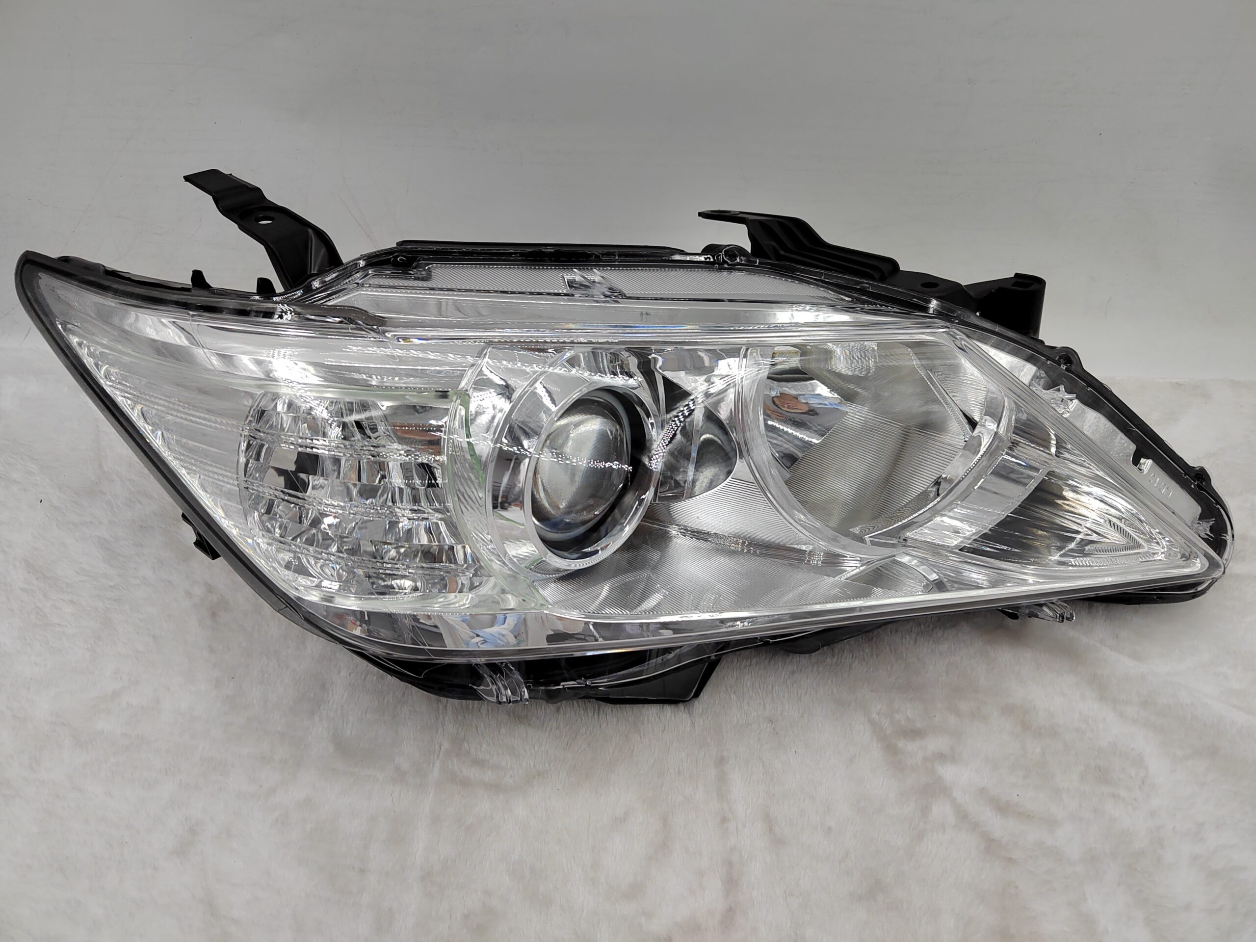 TOYOTA CAMRY/AURION ACV41L 2012-2014 HALOGEN R.H.S HEADLIGHT ASSEMBLY